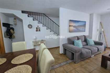 1b0a8669428bc3533ae2c6c223db7938 - 13