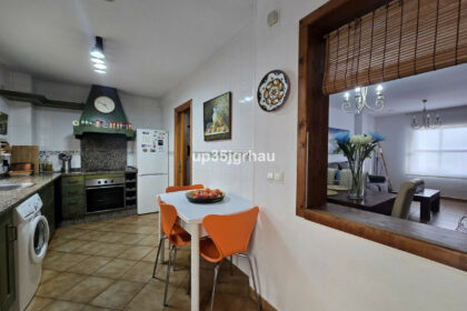 1b0a8669428bc3533ae2c6c223db7938 - 17