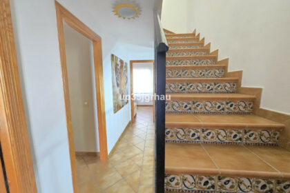 1b0a8669428bc3533ae2c6c223db7938 - 32