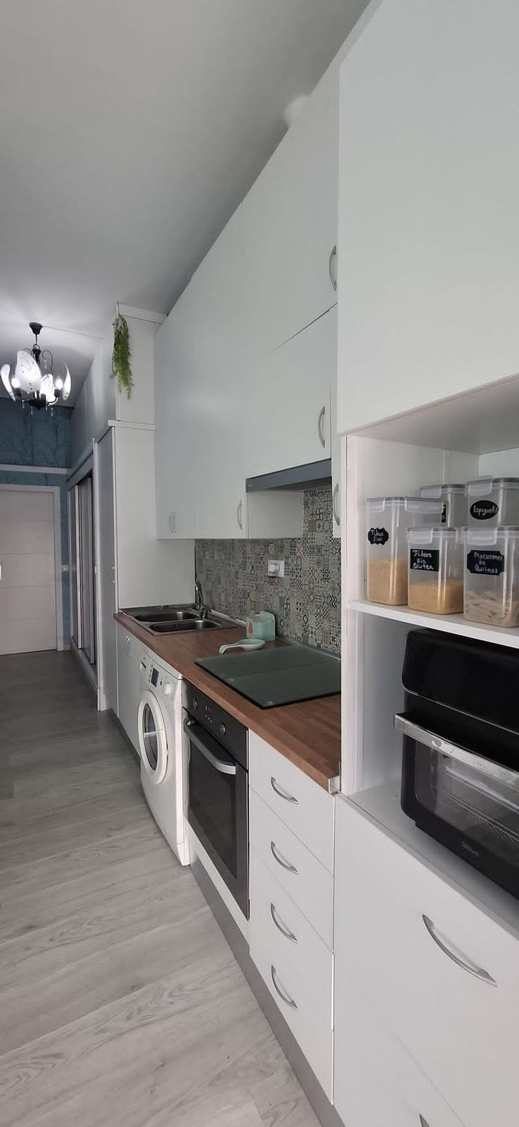 1b1f4d73a3062188663768be4389acea - 7