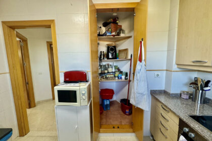 1b7efbb84262a9565a38c17a0727de45 - 12