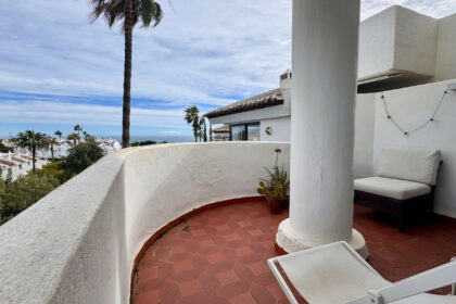 1c40ff1854e09bc05df6e3b00331ec9d - 4