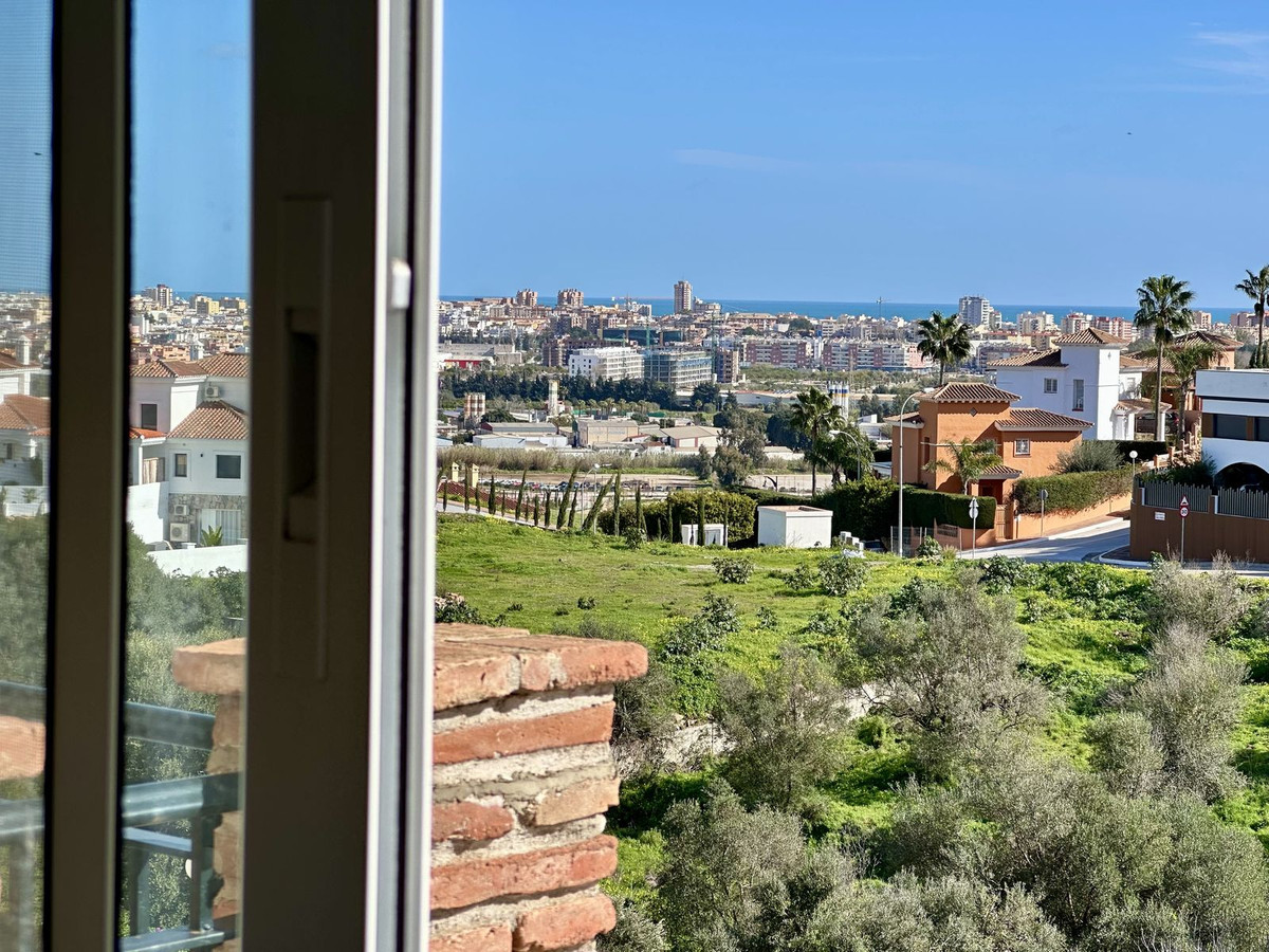 1c4bdd3185292e5730c6c4d8e028775d - 25