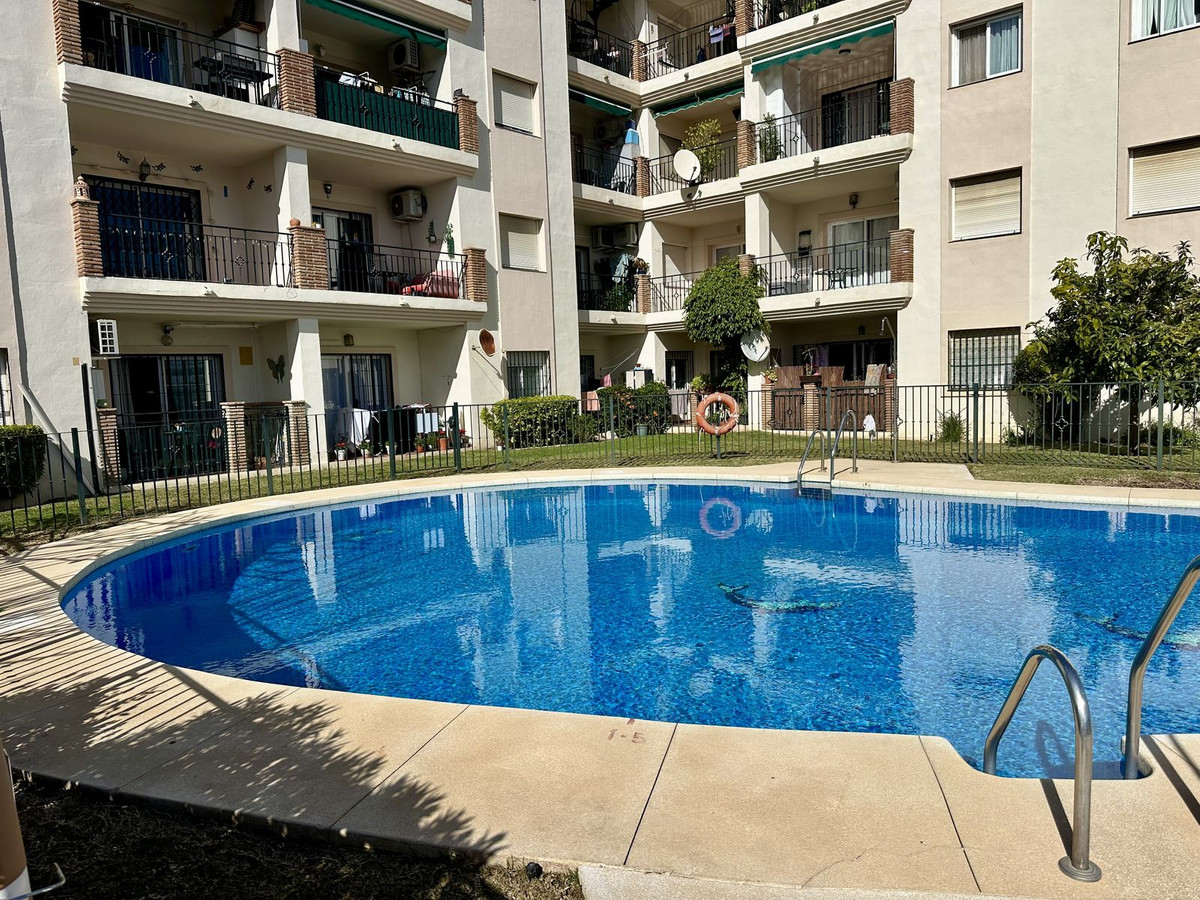 1c4bdd3185292e5730c6c4d8e028775d - 44