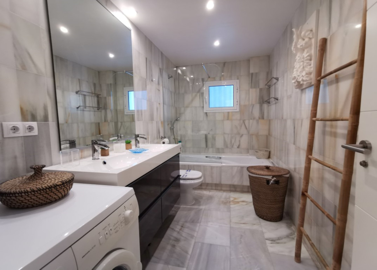 1cab9e5a31efd8320958acf5829cafaf - 12