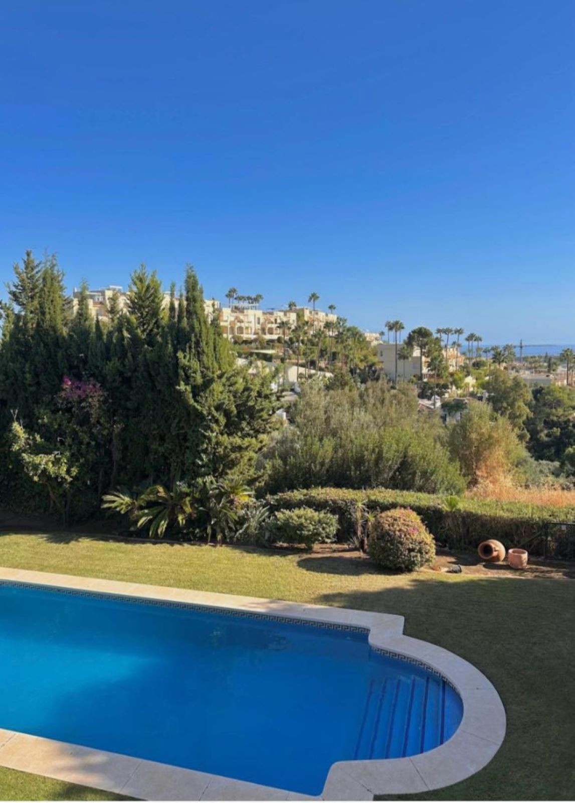 1d32e4a50c824dda9a73670f55a3cee2 - 10