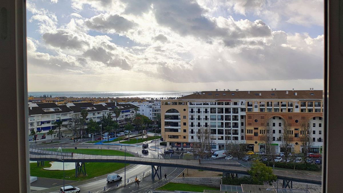 1da854bb29e825fdcf5a6ee557425481 - 18