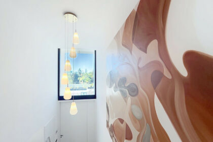 1edc1c90499e4edae09935b97c333121 - 32