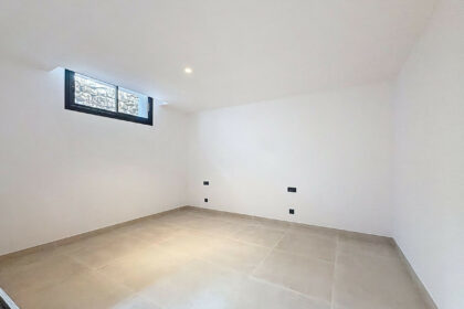 1edc1c90499e4edae09935b97c333121 - 38