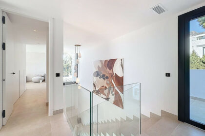 1edc1c90499e4edae09935b97c333121 - 43