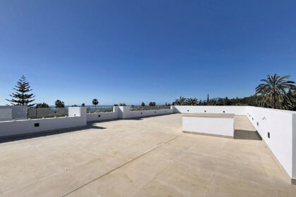 1edc1c90499e4edae09935b97c333121 - 47