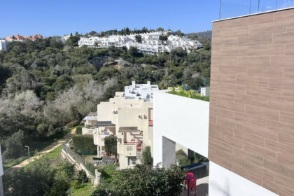 1f1e3571afff93c8ee899e781474e7f1 - 3