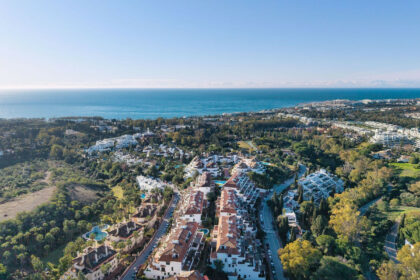 1f48aa431dac06c3b3ddabbf9a3a3e6b - 51