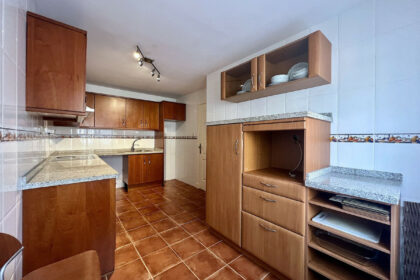 1fa1f8de577907fce0881c6345638f12 - 13