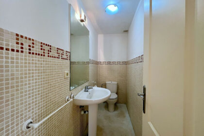 1fa1f8de577907fce0881c6345638f12 - 15