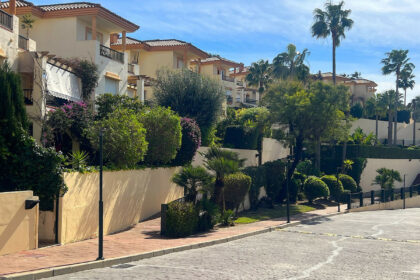 1fa1f8de577907fce0881c6345638f12 - 2