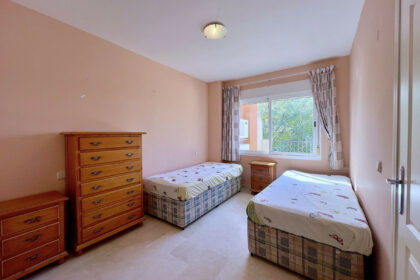 1fa1f8de577907fce0881c6345638f12 - 32