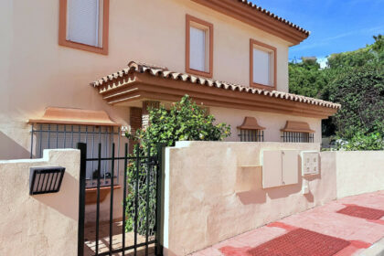 1fa1f8de577907fce0881c6345638f12 - 40