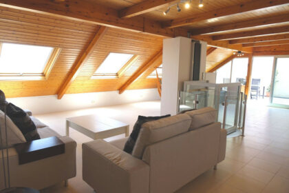 2061910033d1fd80f3c8353d0c22e811 - 8