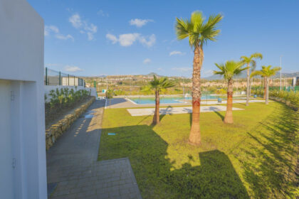 20eafd2712f1582a5fb2eeb651e219a3 - 11