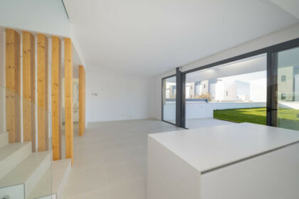 20eafd2712f1582a5fb2eeb651e219a3 - 28