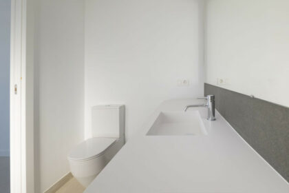 20eafd2712f1582a5fb2eeb651e219a3 - 50