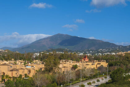 20eafd2712f1582a5fb2eeb651e219a3 - 9