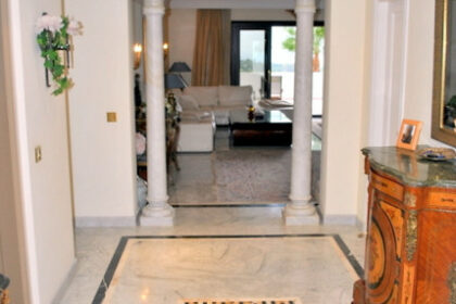 2108e5d1f0e3e9de33d3a05160f098ba - 13