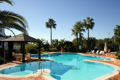 2108e5d1f0e3e9de33d3a05160f098ba - 18