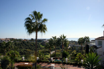 2108e5d1f0e3e9de33d3a05160f098ba - 20