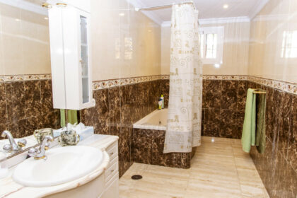 2131c572faf81223b279a15ddf41033f - 25