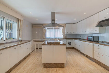 2131c572faf81223b279a15ddf41033f - 51