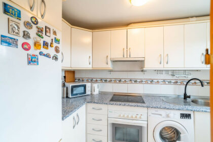 21739b17264fa400aa7da773e20f8375 - 13