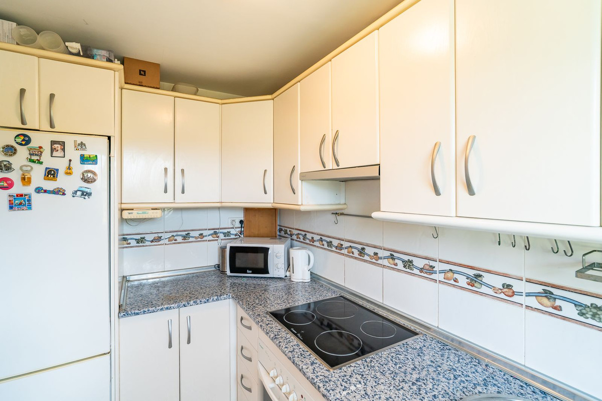 21739b17264fa400aa7da773e20f8375 - 15