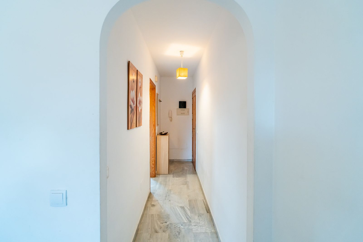 21739b17264fa400aa7da773e20f8375 - 28