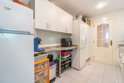 21973f592e1a3da88a0adf61b630b4af - 23