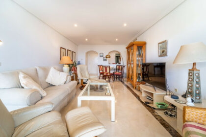 21973f592e1a3da88a0adf61b630b4af - 26