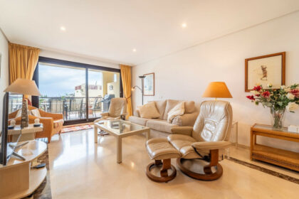 21973f592e1a3da88a0adf61b630b4af - 4