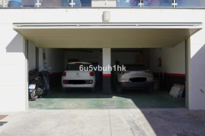 21aa70c02246b843364fef4369dc7d62 - 24