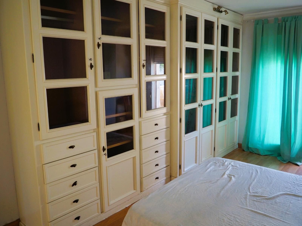 21b657c5a2840bd31695f582b8e62855 - 10