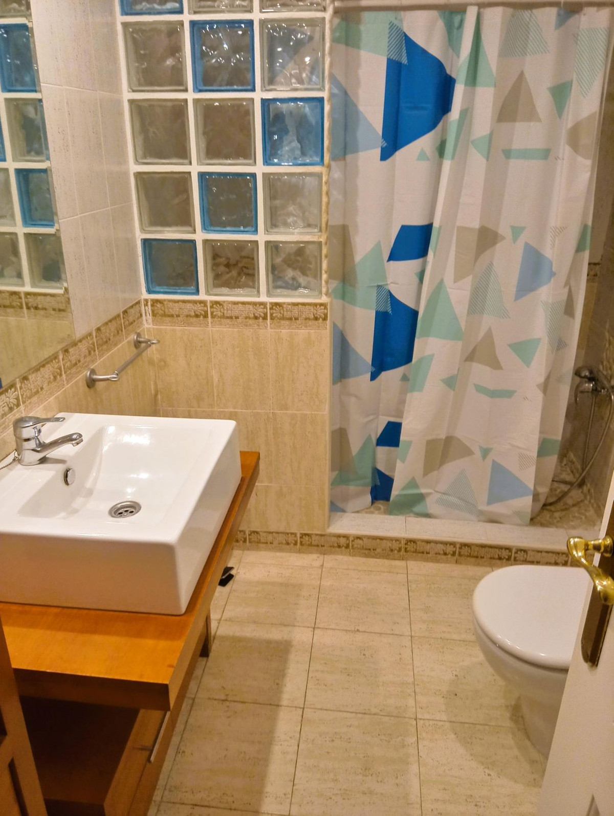 21b657c5a2840bd31695f582b8e62855 - 20