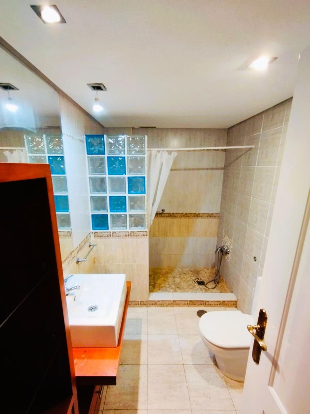 21b657c5a2840bd31695f582b8e62855 - 23