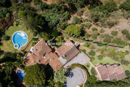 2210e9c7124ff1f8b5e8919151935566 - 1