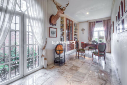 230ad58d46d4d4a3b60975c2fc9666b0 - 12