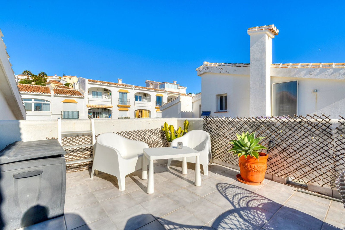 23d9a482456f1a8d7f7e42691f82487f - 18