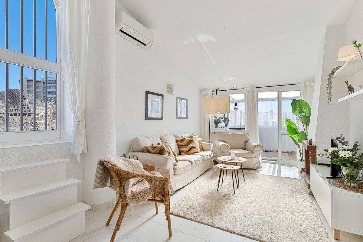 23d9a482456f1a8d7f7e42691f82487f - 3