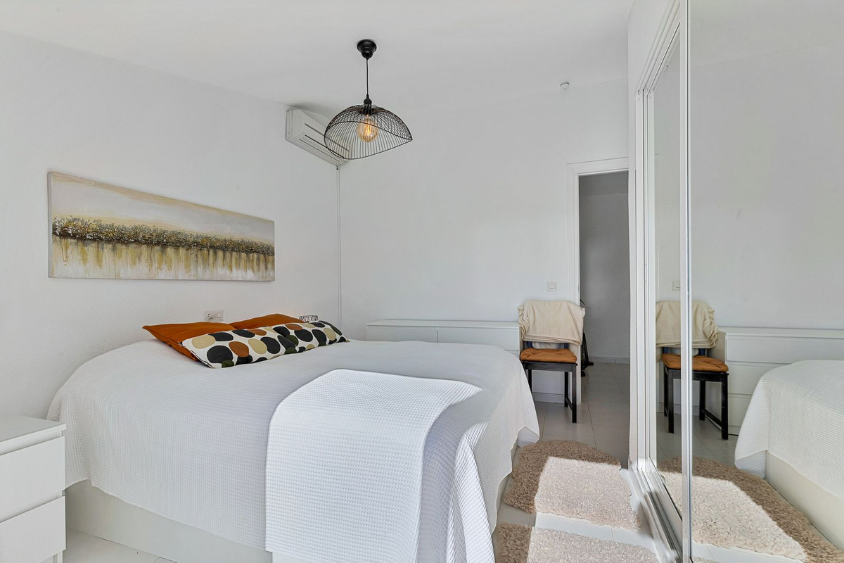 23d9a482456f1a8d7f7e42691f82487f - 9