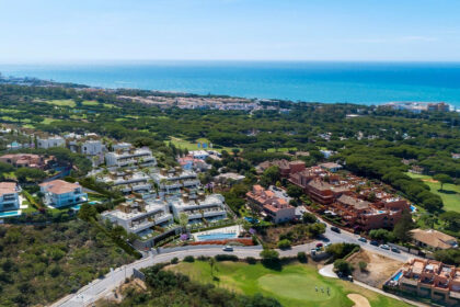 240255faff1cf3f3827d38593ef79ca2 - 16