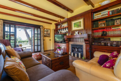 24ba8f3fe31a775454b7ad45e6956bf1 - 10