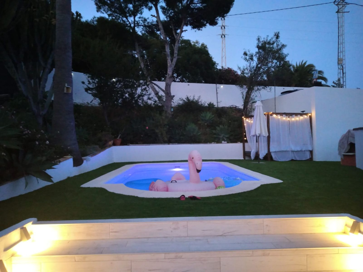 24bff886b6816e06b65a0963e73f4b04 - 9